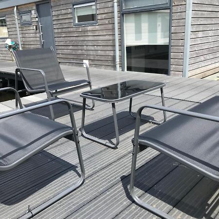Quiet Waterloft Near Amsterdam And Schiphol Ws17 Hotell Aalsmeer Exteriör bild