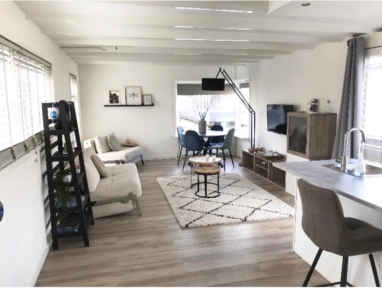 Quiet Waterloft Near Amsterdam And Schiphol Ws17 Hotell Aalsmeer Exteriör bild