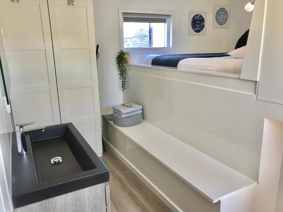 Quiet Waterloft Near Amsterdam And Schiphol Ws17 Hotell Aalsmeer Exteriör bild