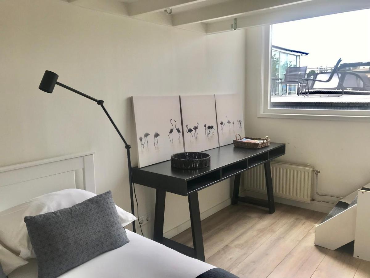 Quiet Waterloft Near Amsterdam And Schiphol Ws17 Hotell Aalsmeer Exteriör bild